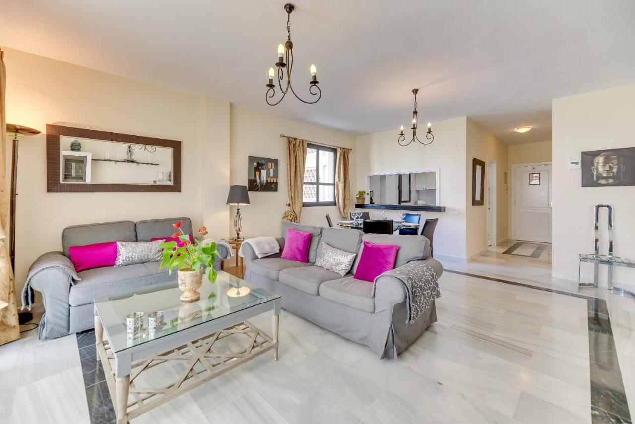 Beachside Puerto Banus Luxury Aprt2 Marbella