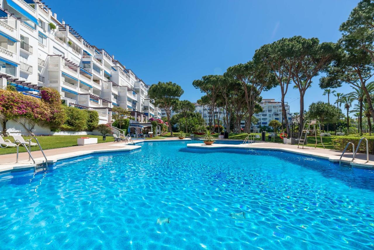 Puerto Banus2 Beachfront And Pools Marbella