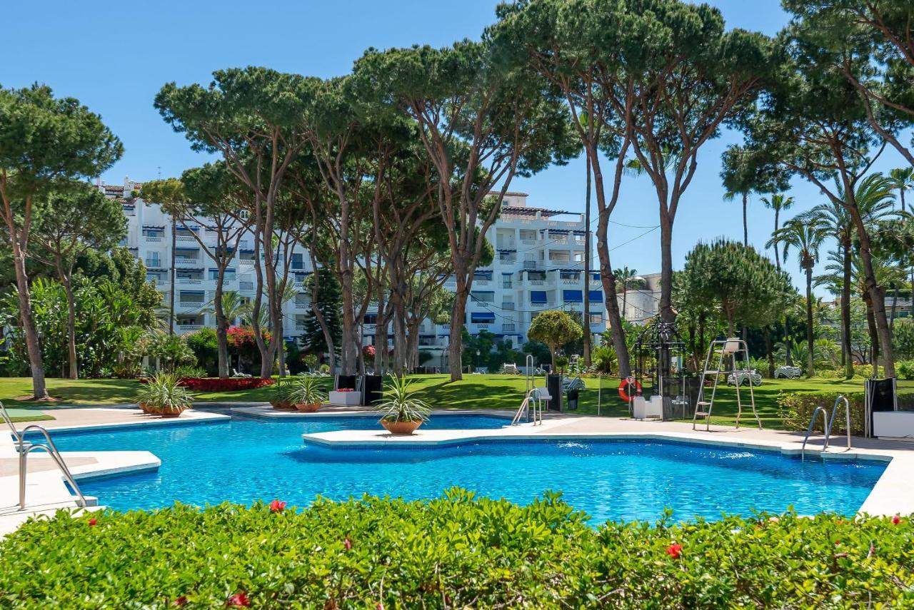 Puerto Banus2 Beachfront And Pools Marbella